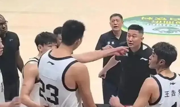 九游娱乐-不只是徐昕，常规赛MVP也曾遭杜锋轻视？打全运会地位不如王睿泽
